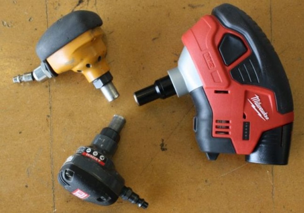 How Does a Palm Nailer work
