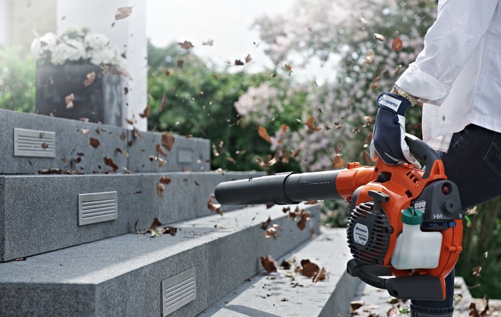 Husqvarna Leaf Blower How to and Troubleshooting Guide