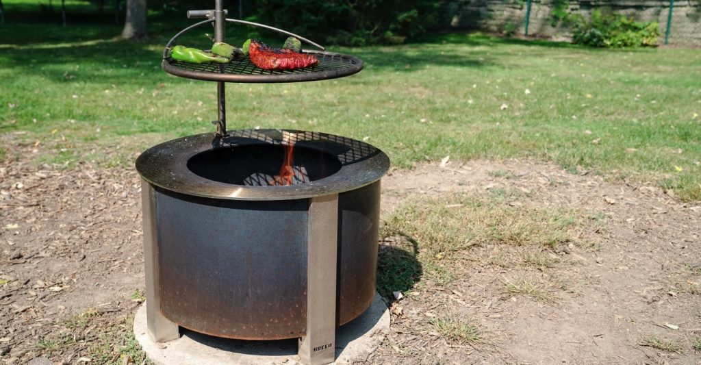 How Does a Smokeless Fire Pit Work? Nels Garage