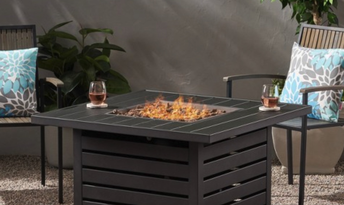 How to Get Bigger Flames in a Gas Fire Pit